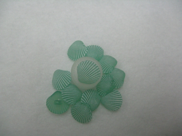 Shell Button - mint green - just over 1/2"